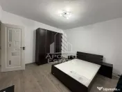 Casa cu 2 camere,centrala proprie, garaj,teren 350 mp ,zona Blascovici 