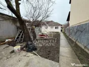 Casa cu 2 camere,centrala proprie, garaj,teren 350 mp ,zona Blascovici 