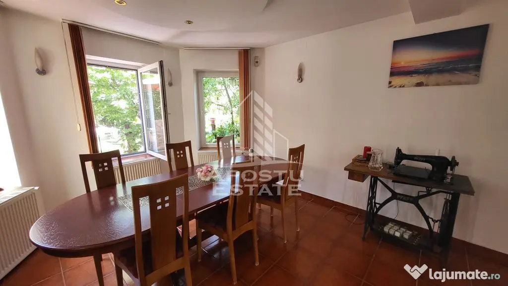 Casa individuala,4 camere,2 bai,garaj,Calea Aradului - Timisoara (Timis)