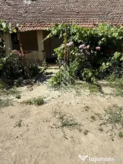 Casă veche în Bazos cu teren 1439 mp 