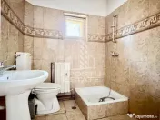 Casa de vanzare P+1E bulevardul Dambovita 