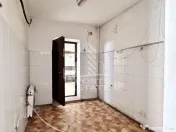 Casa de vanzare P+1E bulevardul Dambovita 