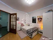 Casa individuala, 6 camere, 3 bai, garaj,acces auto, teren de 411 