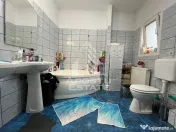 Casa individuala, 6 camere, 3 bai, garaj,acces auto, teren de 411 