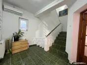 Casa individuala, 6 camere, 3 bai, garaj,acces auto, teren de 411 
