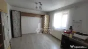 Duplex despartit prin zid dublu,4 camere,2 bai,Dumbravita Kaufland 