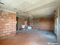 Duplex de vanzare Urseni pe parter cu 3 camere si doua bai