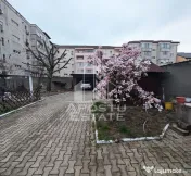 Casa individuala de vanzare cu 4 camere, 2 bai si 2 garaje, Lipovei 