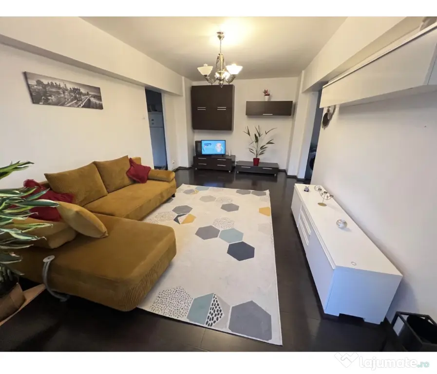 apartament 2 camere de inchiriat, zona Sebastian/ Salaj