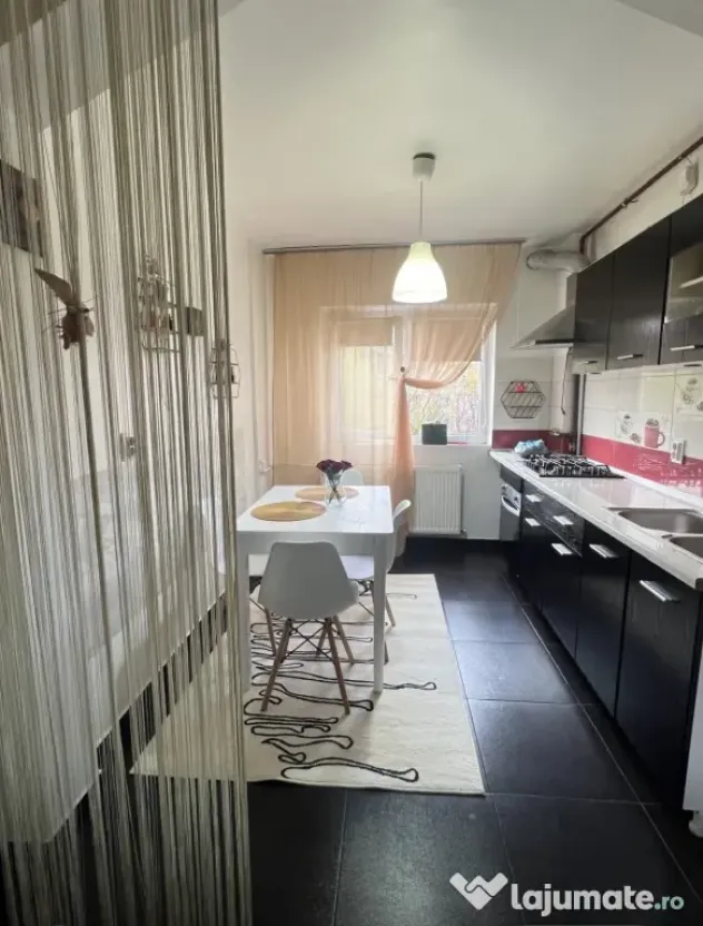 apartament 2 camere de inchiriat, zona Sebastian/ Salaj