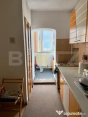 Apartament 3 camere, decomandat 