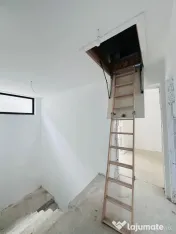 Duplex despartit prin camera tehnica- 4 camere si 3 bai - Ur