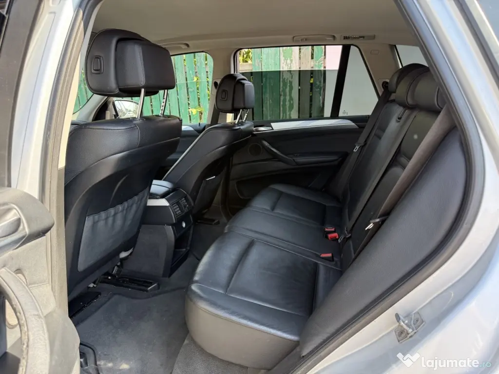 BMW X5 2010 — imagine 10