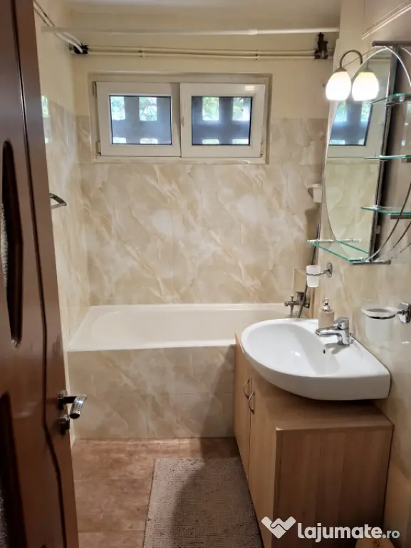 Apartament 3 camere | 65 mp | Etaj 3/4 | Parcare și boxă | - Cluj-Napoca (Cluj)
