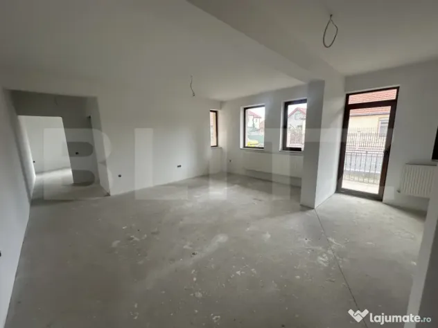Apartament cu 3 camere, 56 mp, zona Aurel Vlaicu - Satu Mare (Satu-Mare)