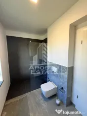Apartamet cu 2 camere de inchiriat-lux, loc de parcare, Dumbravita 