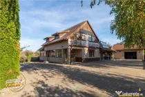 Eleganta si confort intr-o casa de vis, #238;n Dobolii de Jo