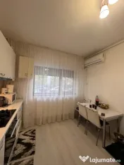 Apartament cu 2 camere decomandate de vânzare în zona Prim