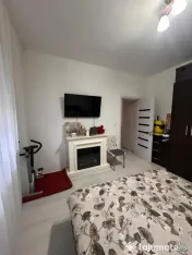 Apartament cu 2 camere decomandate de vânzare în zona Prim