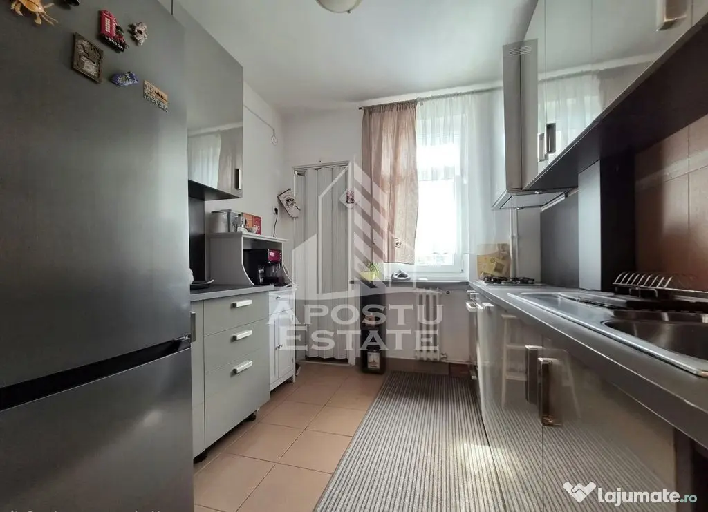 Apartament doua camere semidecomandat,zona Garii - Arad (Arad)