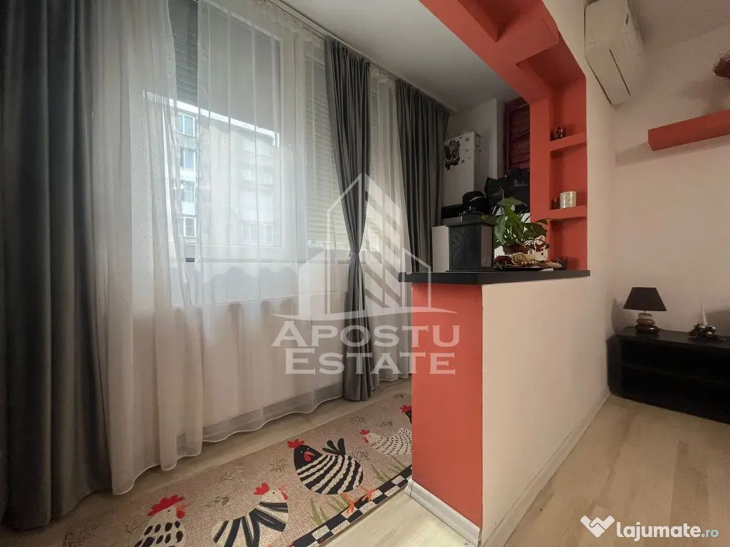 Apartament 3 camere, centrala proprie, zona Confectii - Arad (Arad)