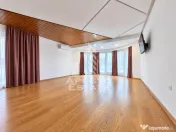Vila generoasa,ideala pentru clinica ,zona Via Carmina