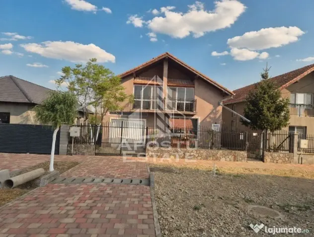 Casa spațioasă, 280 mp utili, Sânnicolau Mare - Sannicolau Mare (Timis)