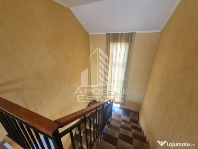 Casa spațioasă, 280 mp utili, Sânnicolau Mare - Sannicolau Mare (Timis)