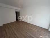 Apartament 3 camere 2 bai ,decomandat, parter, tractorul nou 
