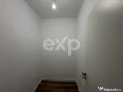 Apartament 3 camere 2 bai ,decomandat, parter, tractorul nou 