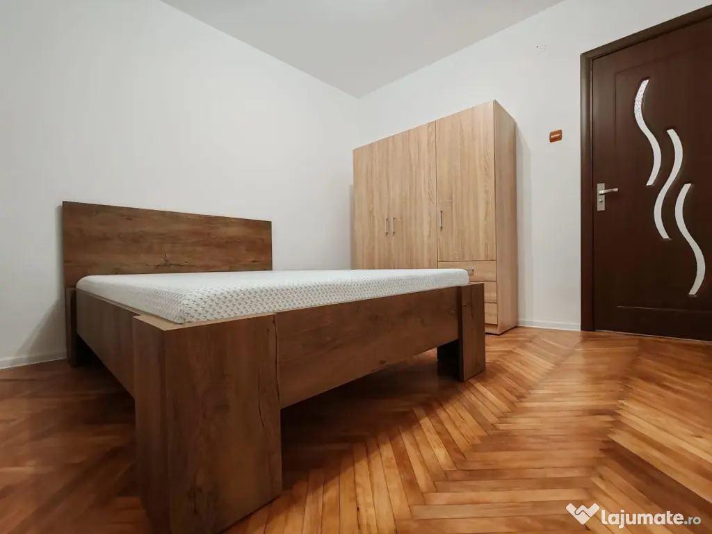 Închiriez apartament cu două camere în Ploiești, zona de sud.