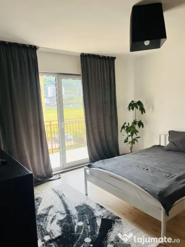 Apartament vanzare +terasa 40 mp zona Porii Floresti - Cluj-Napoca (Cluj)