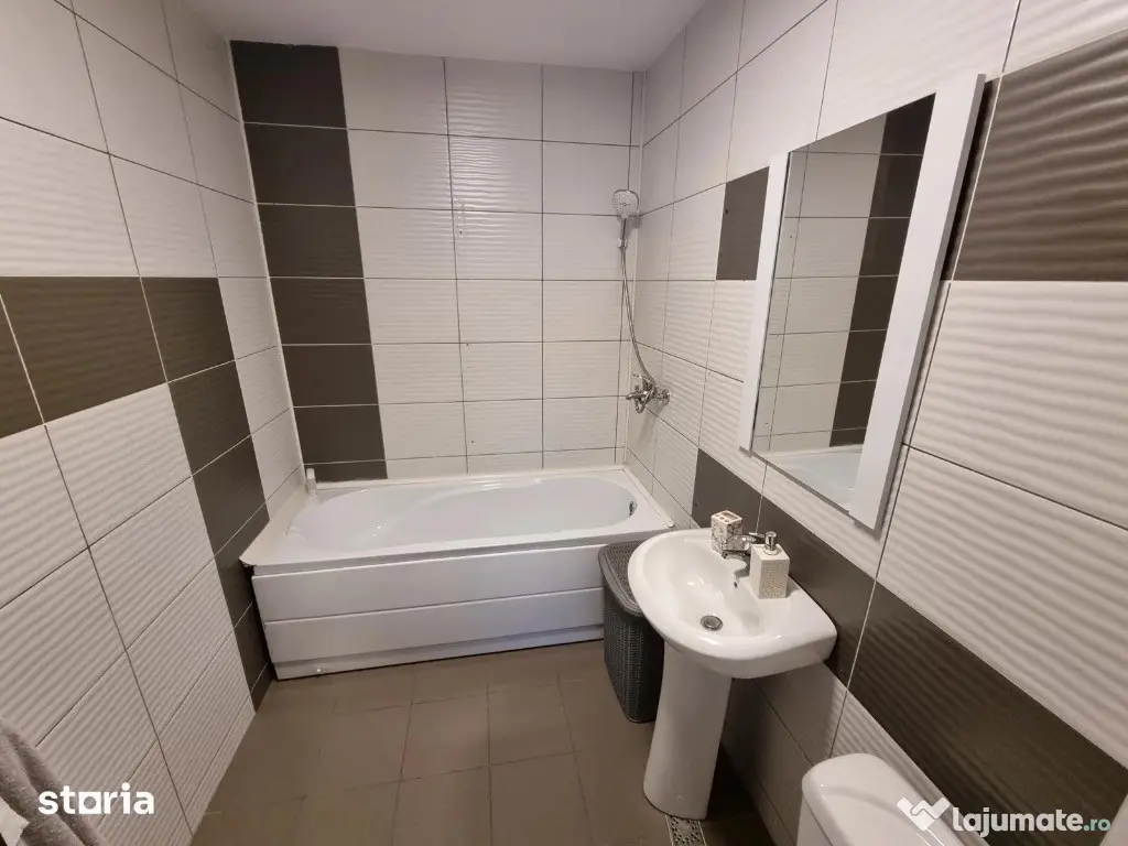 Apartament vanzare +terasa 40 mp zona Porii Floresti - Cluj-Napoca (Cluj)