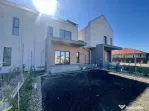 Triplex modern, 3 camere, 80 mp utili, 216 mp teren - Zona S