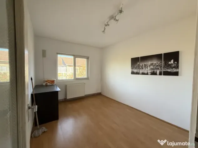 Apartament cu 3 camere, decomandat, 2 balcoane - Soarelui - Timisoara (Timis)