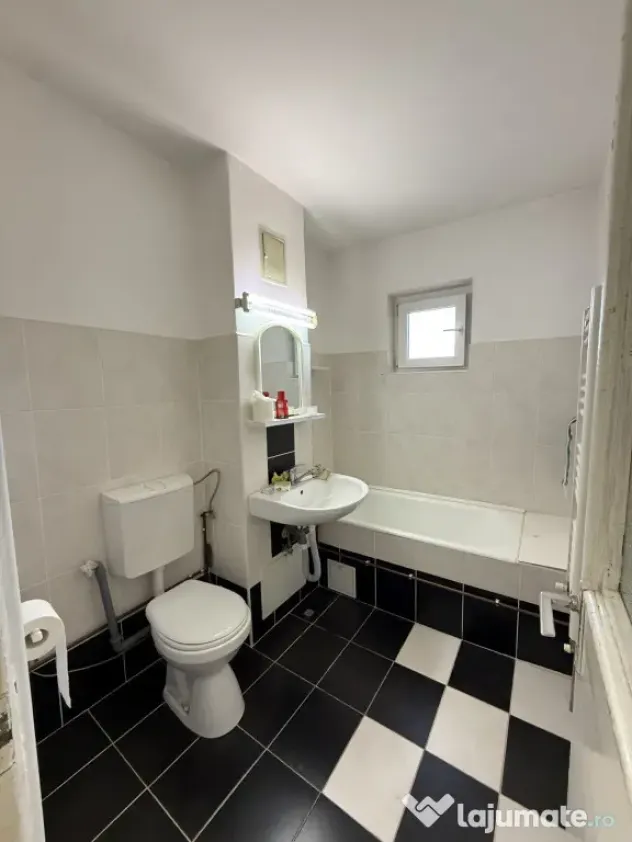 Apartament cu 3 camere, decomandat, 2 balcoane - Soarelui - Timisoara (Timis)