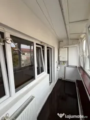 Apartament 3 camere, decomandat, 65 mp utili - Buziasului