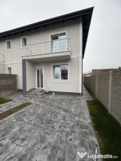 Duplex modern 4 camere, 300mp teren, 101mp utili in Utvin 