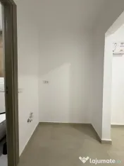Apartament lux, 4 camere, 84 mp utili + 2 balcoane - COMPLEX