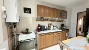 Apartament 70mp utili, 3 camere, 2 bai, parter - zona Toront 