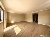 Duplex elegant, 4 camere, 155 mp utili, 300 mp teren - Dumbr 