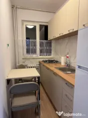 Apartament cu 2 camere, decomandat, nou renovat, 55mp - Comp 