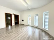 Spatiu comercial de vanzare, 81 mp utili, locatie buna - Dum 
