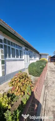 Casa cu 2 camere, 100 mp, zona Tritenii de Jos 