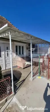 Casa cu 2 camere, 100 mp, zona Tritenii de Jos 