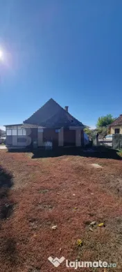 Casa cu 2 camere, 100 mp, zona Tritenii de Jos 