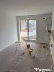 Spatiu de birouri de inchiriat-parter-bloc nou-loc de parcare inclus 