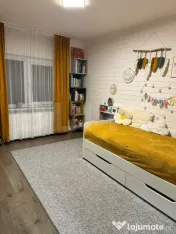 Apartament 3 camere, 64 mp, zona centrala 