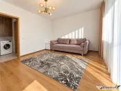 Garsoniera cu gradina privata si loc de parcare, zona Coresi 