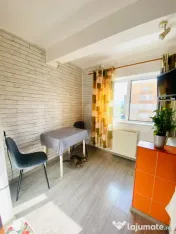 Apartament decomandat cu 2 camere în Colonia Bod | Etajul 2 